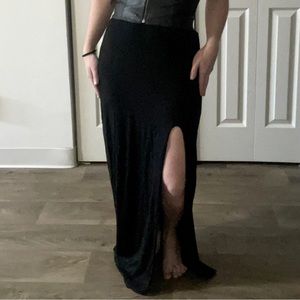 Black maxi skirt with slit